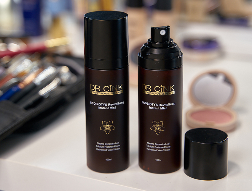 一張含有 化妝品, 文字, 解決方案, 瓶子 的圖片自動產生的描述